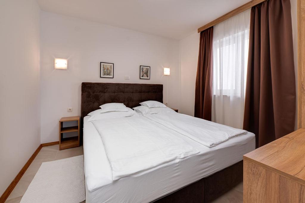 Postel nebo postele na pokoji v ubytování Bed & Breakfast Došen