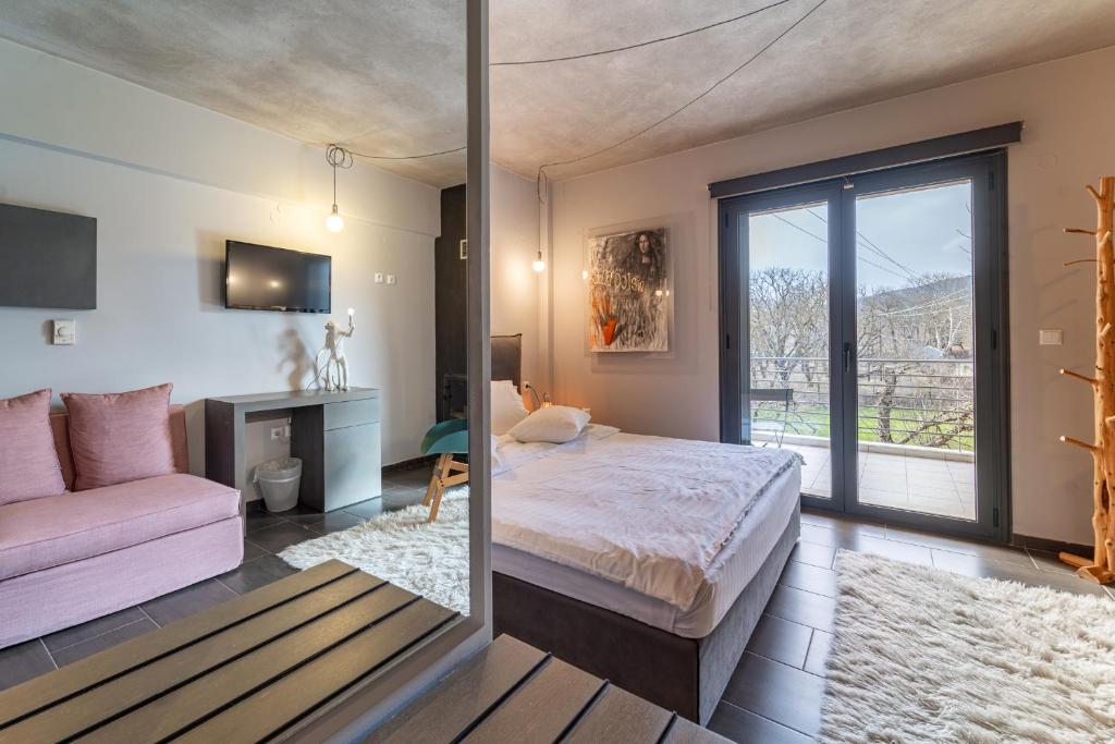 Oniropetra Boutique Hotel - 4