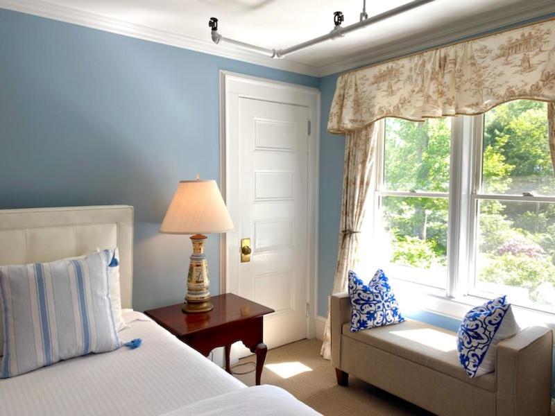 Copper Beech Inn - Deluxe Single Room