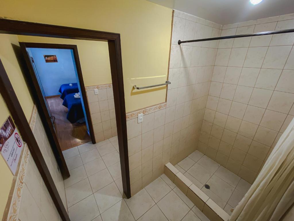 Golden Rest Latacunga - Deluxe Quadruple Room