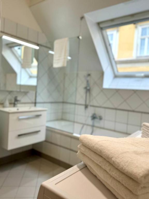 ParkSide by BestChoice - Self Check-in with Parking Option - 5