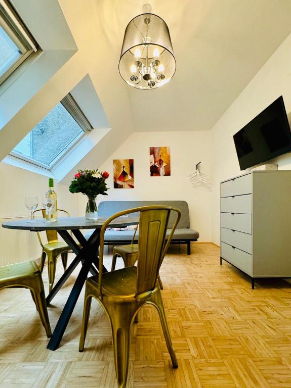 ParkSide by BestChoice - Self Check-in with Parking Option - 1