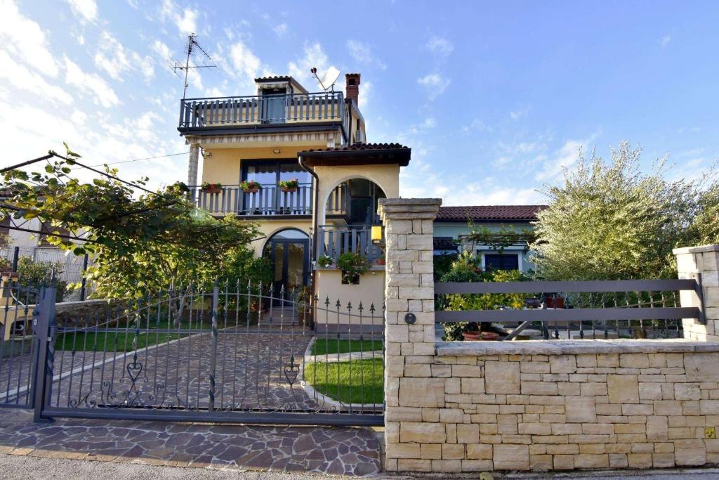 Apartments with parking space Umag - 22722