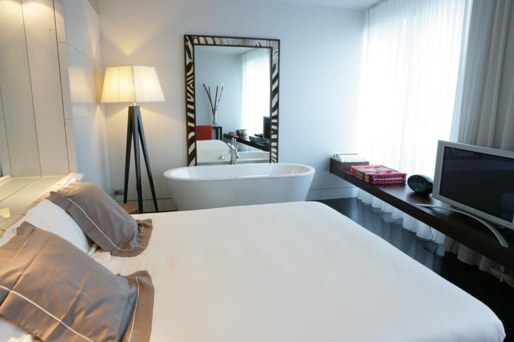 Sina The Gray - Resim 33