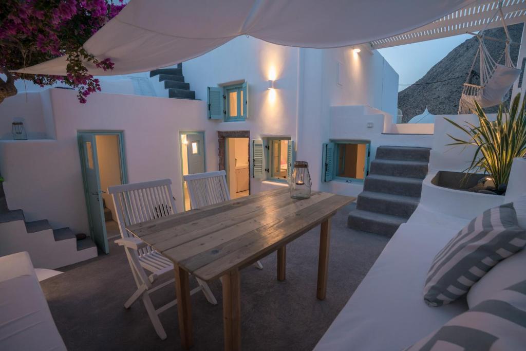 Posezení v ubytování Vima Santorini, Traditional Luxury