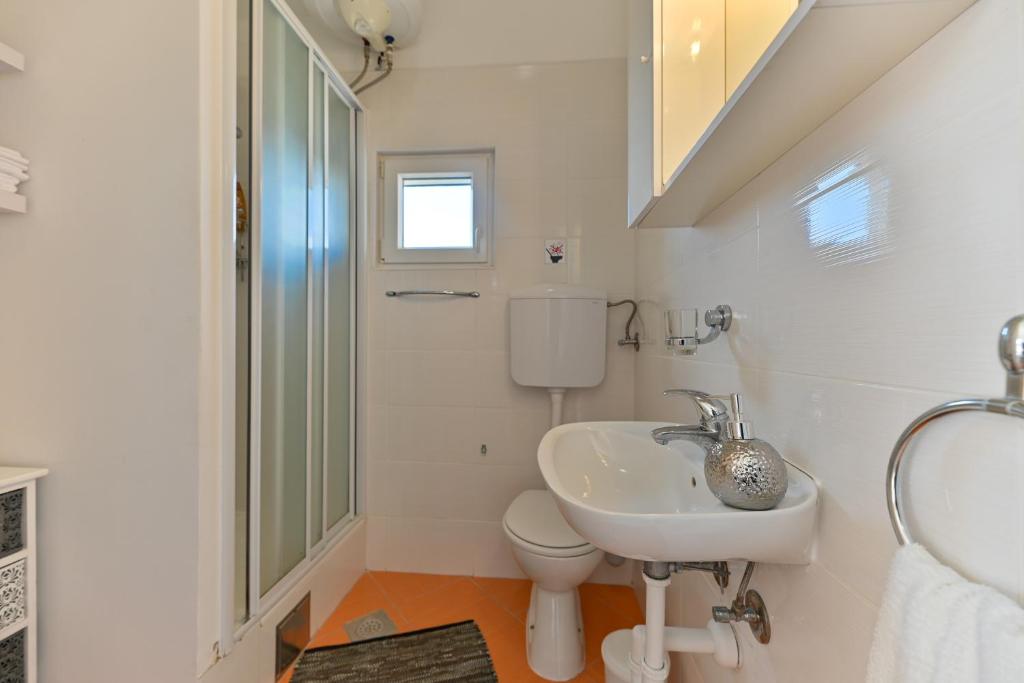 Koupelna v ubytování Villa Grande Vista - Spacious 3 BR Apartment with Large terrace and Fantastic sea view