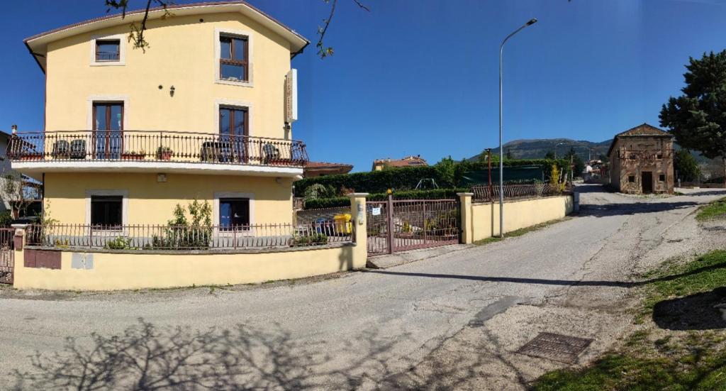 Budova, kde se bed and breakfast nachází