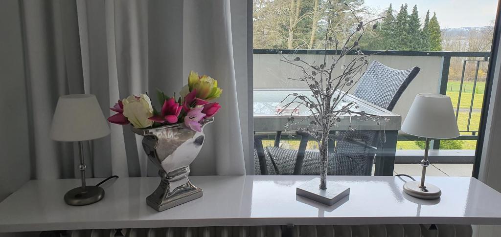 Fotografie z fotogalerie ubytování Ferienwohnung Charlie mit Seeblick v destinaci Möhnesee