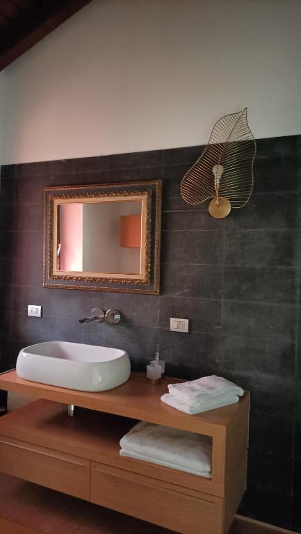 Fotografie z fotogalerie ubytování Suite with Lake Como view v destinaci Colico