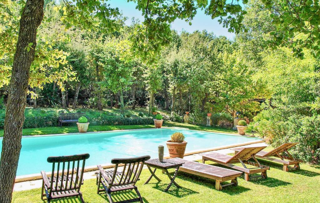 A piscina localizada em Bastide Saint Victor ou nos arredores