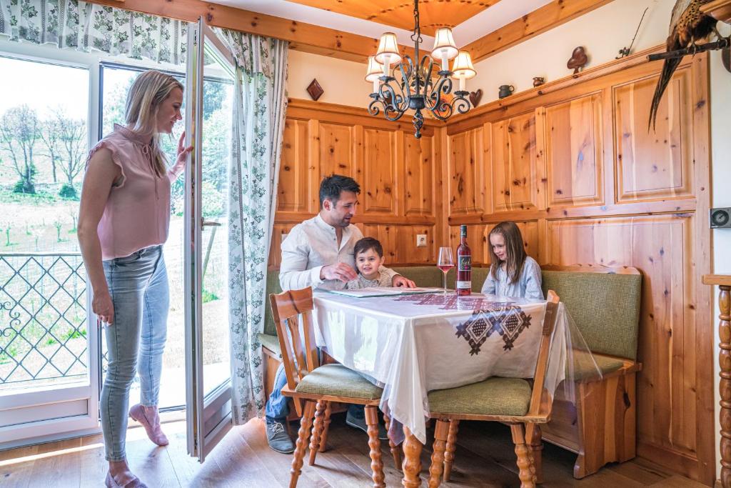Hosté ubytování PEISERHOF ferien.wein.gut Südsteiermark