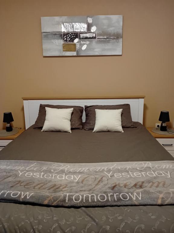 Postel nebo postele na pokoji v ubytování Apartman Krčina