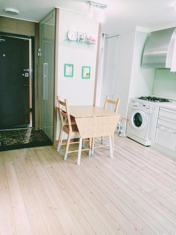 Kuchyň nebo kuchyňský kout v ubytování Goseong Ayajin Perfect oceanview holiday sunset house-2 rooms