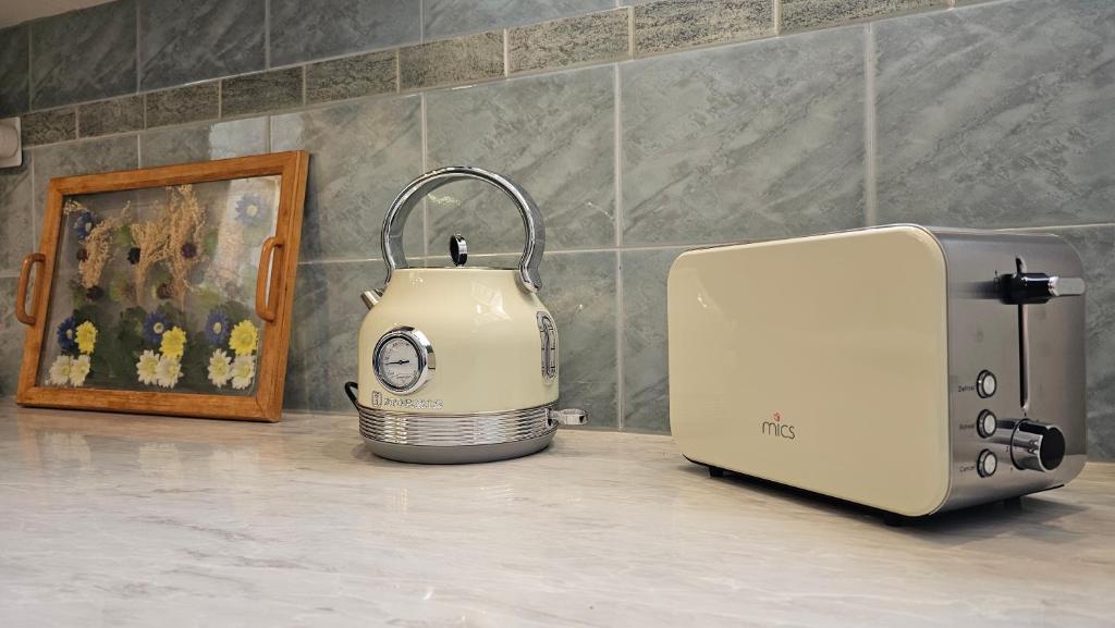 Fotografie z fotogalerie ubytování Rinio House in Adamas v destinaci Mytakas