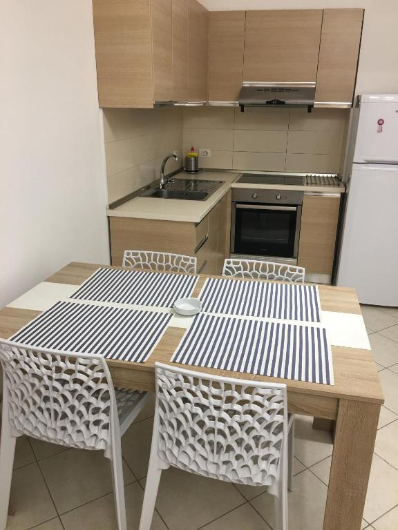 Kuchyň nebo kuchyňský kout v ubytování Apart-Hotel Alvi