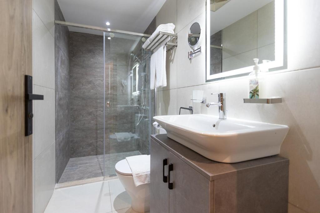 Soul Pyramids View - 11