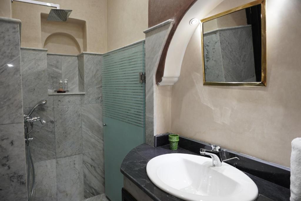 Koupelna v ubytování Riad Roummana Marrakech