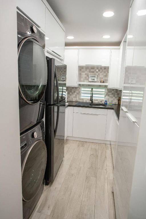 Kuchyň nebo kuchyňský kout v ubytování EcoMar Rentals
