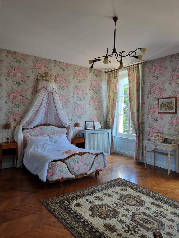 Chateau Le Plessis - Salle Familiale Avec Vue Sur Le Lac