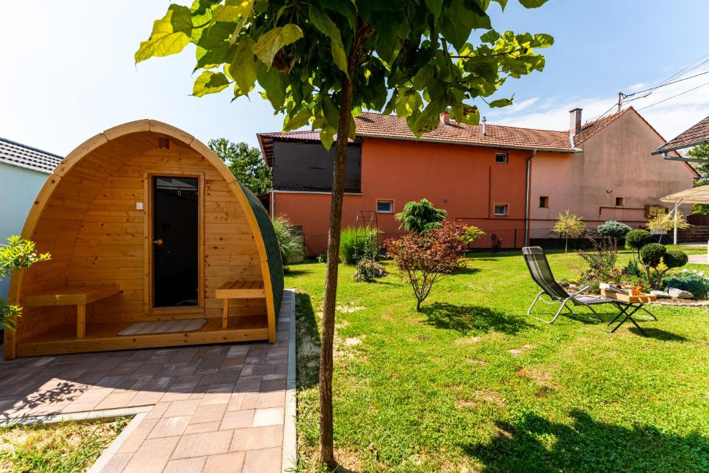 Vonkajšia záhrada v ubytovaní Apartment Premier