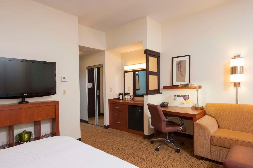 Hyatt Place Des Moines Downtown photo