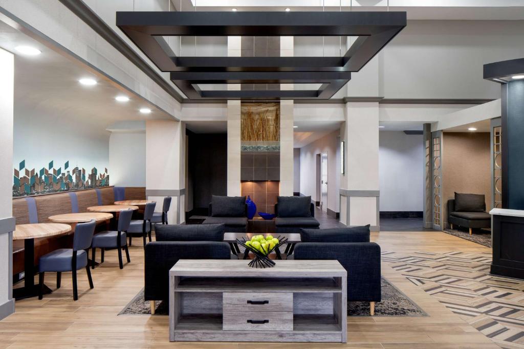 Posezení v ubytování Hyatt Place Fair Lawn Paramus