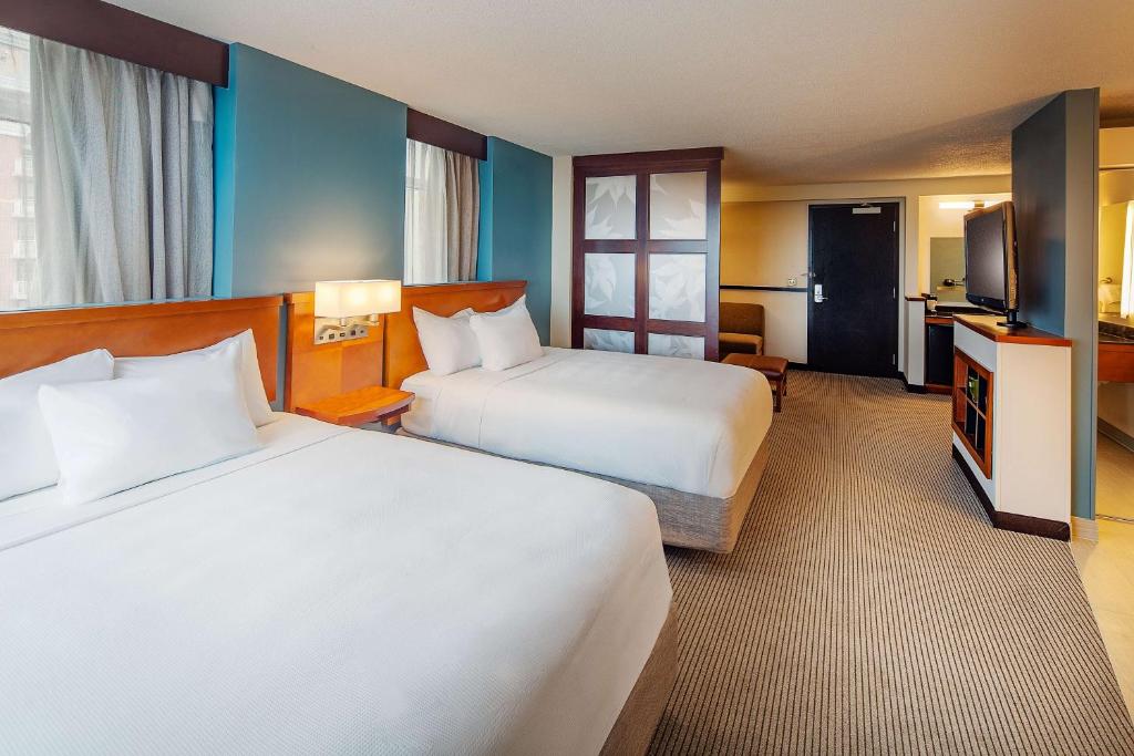 Hyatt Place Madison/Downtown photo