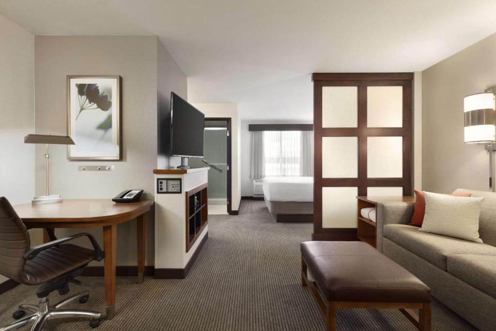 Hyatt Place Portland Airport/Cascade Station photo