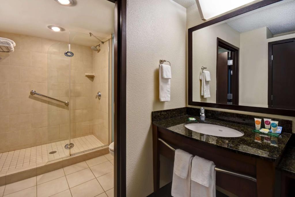 Koupelna v ubytování Hyatt Place Phoenix Gilbert