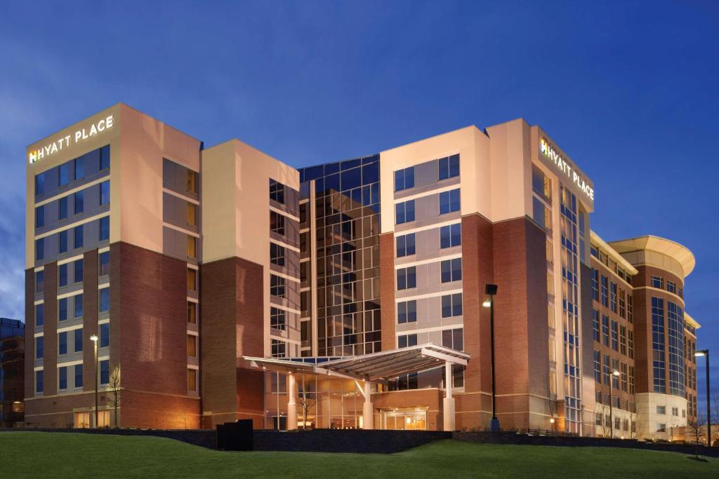 a rendering of a hotel at Hyatt Place St. Louis/Chesterfield in Chesterfield