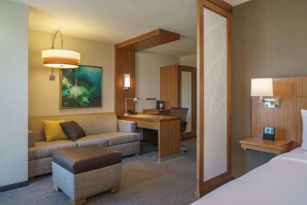 Hyatt Place Houston Galleria photo