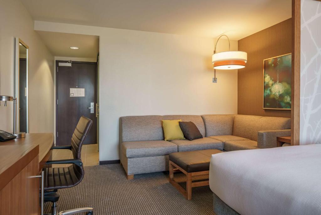 Hyatt Place Houston Galleria photo