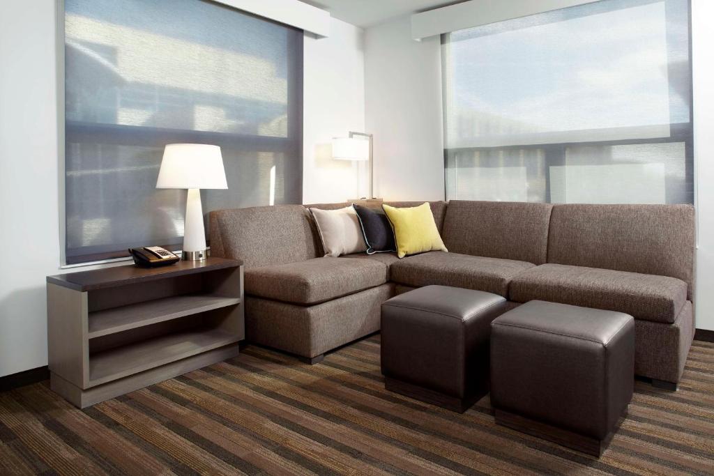 Hyatt House Denver Lakewood Belmar photo