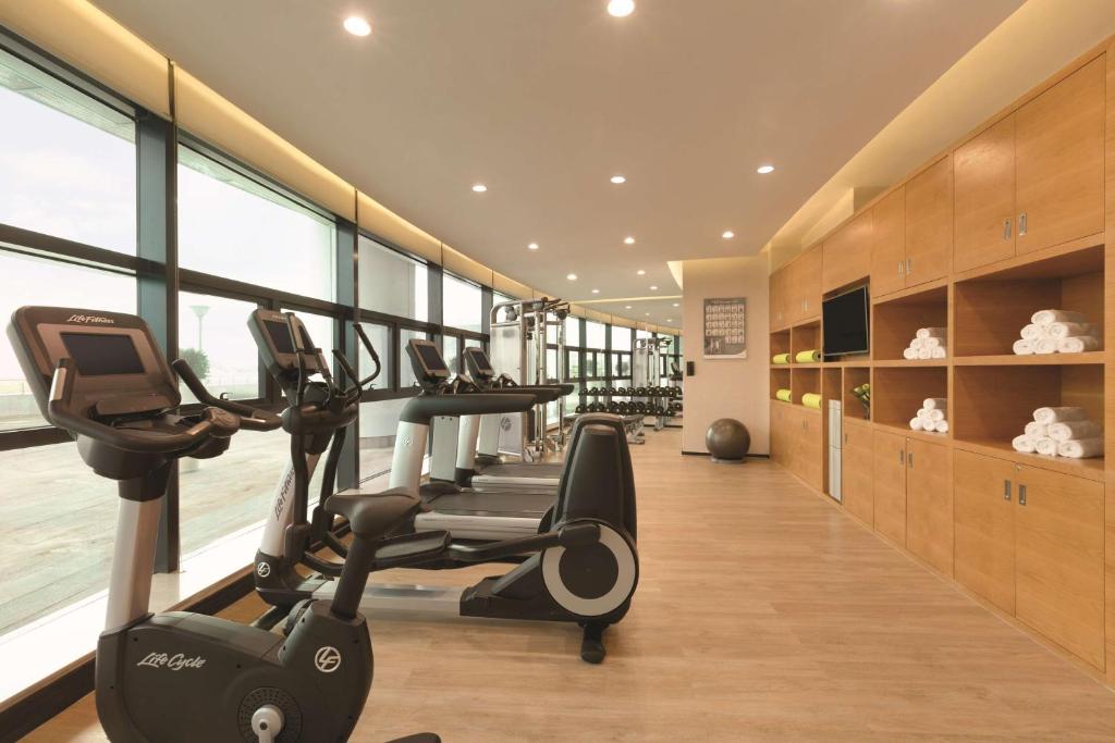 Fitness centrum a/nebo fitness zařízení v ubytování Hyatt House Shenzhen Airport