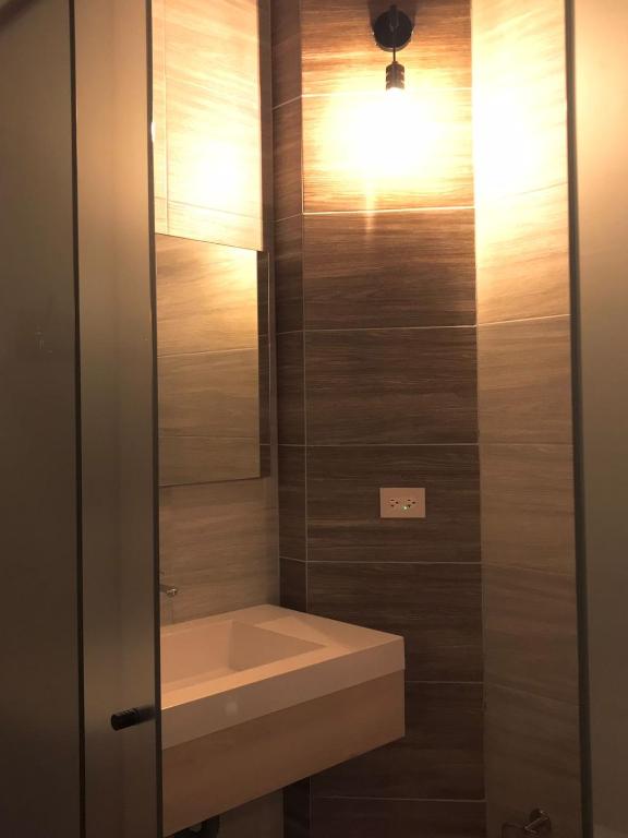 Koupelna v ubytování Seven hotel