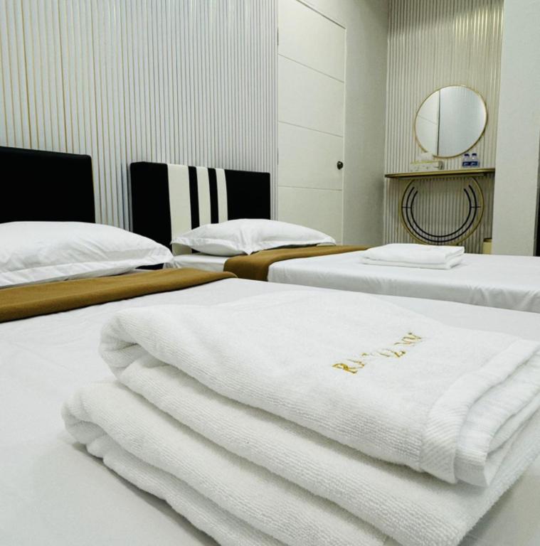 Rayyaz Inn - Deluxe Familiekamer