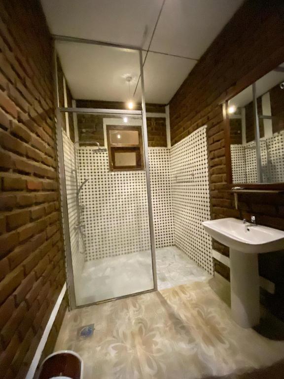 Koupelna v ubytování Diduli Hotel