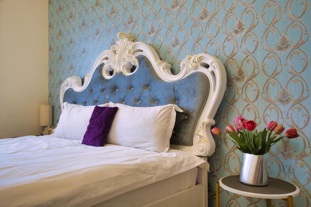 Postel nebo postele na pokoji v ubytování Bai Yun Ge Homestay