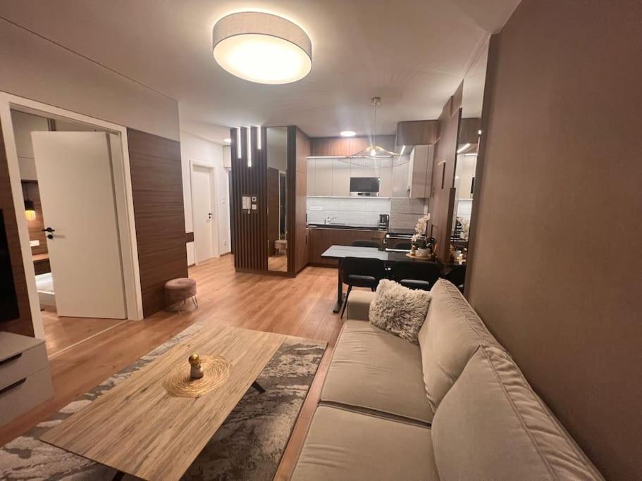 Karzo Property LK 208 1134 Budapest, Lőportár köz kép - 1
