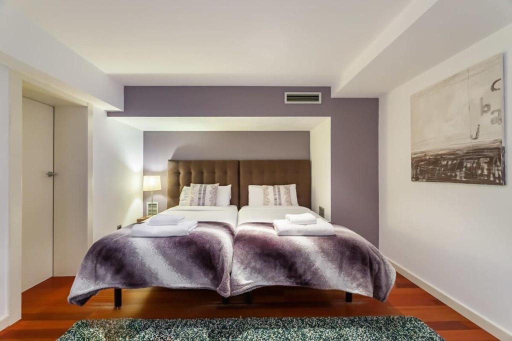 The Collection Barcelona - 3bedroom Duplex with balcony in plaza Cataluña