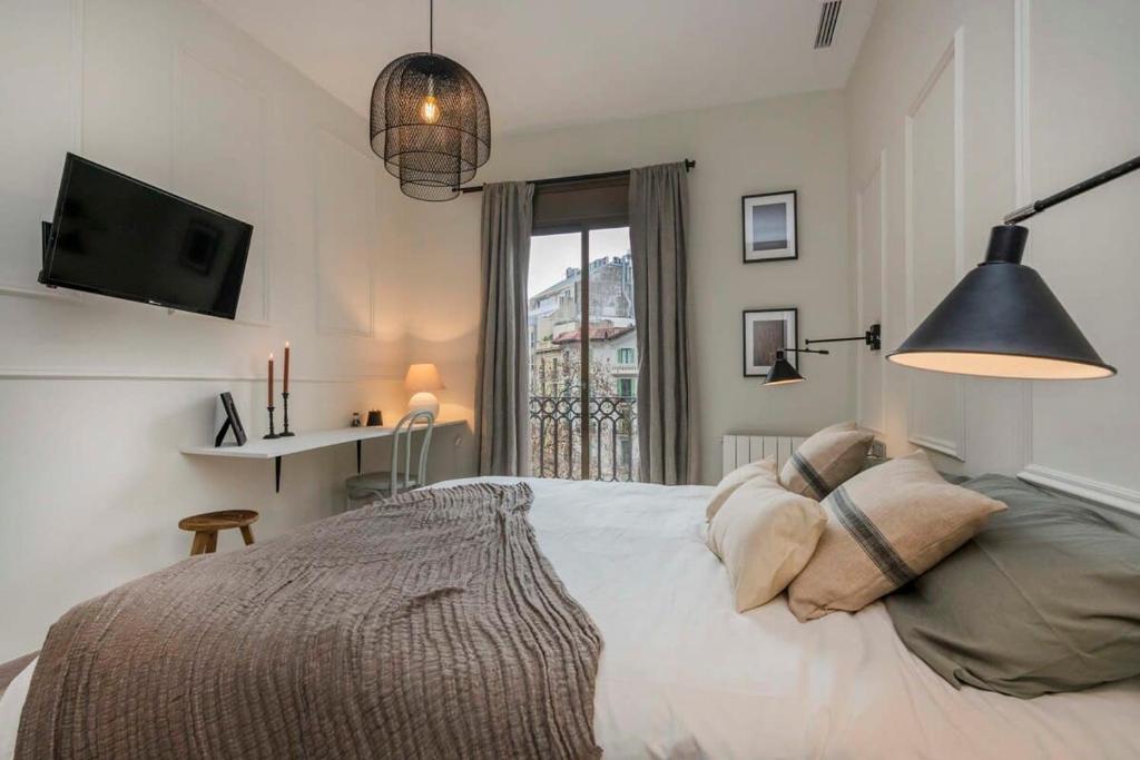 Postel nebo postele na pokoji v ubytování Luxury 4-bedrooms in Rambla de Catalunya