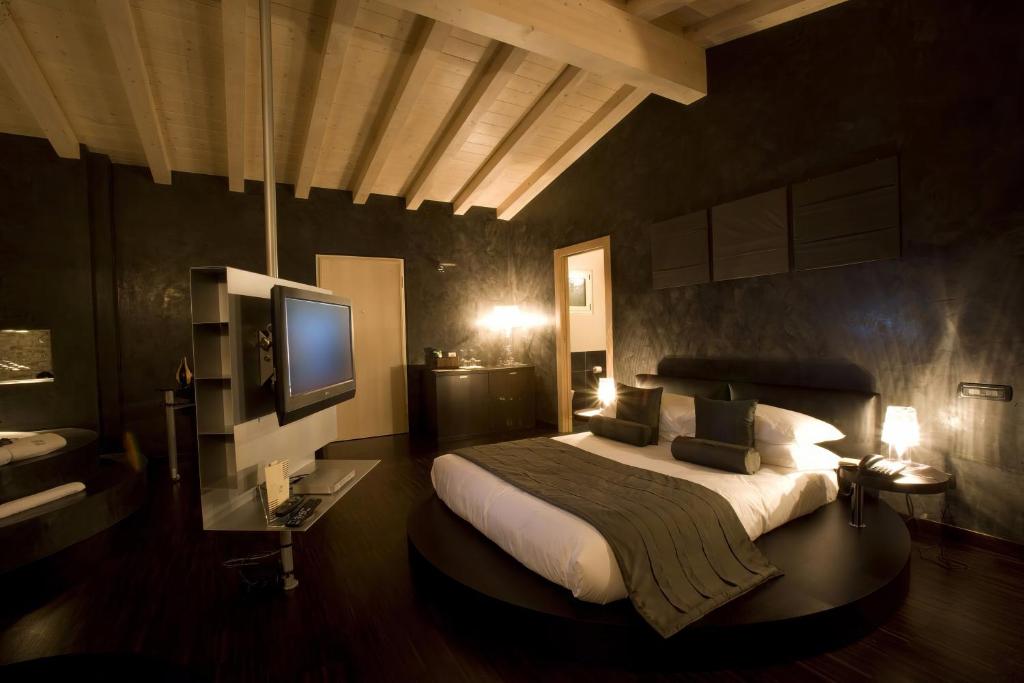 OneMhotel - Executive Suite