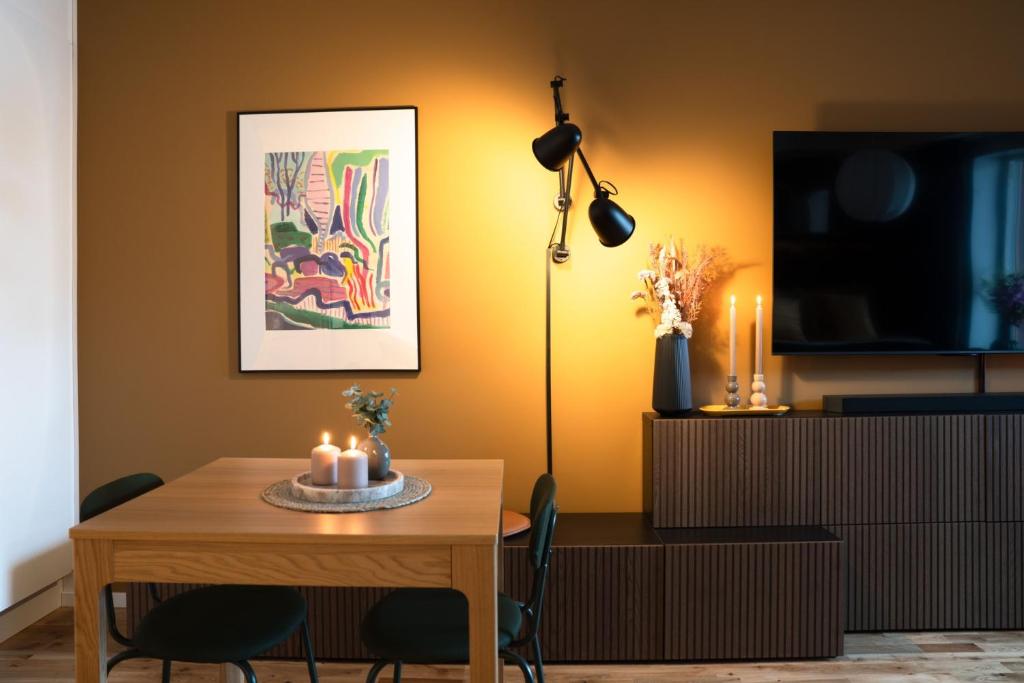 TV a/nebo společenská místnost v ubytování Guestly Homes - Elite Studio