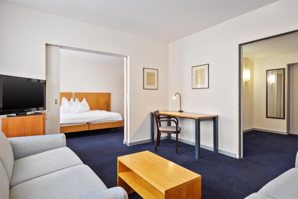 Merian am Rhein - Resim 30