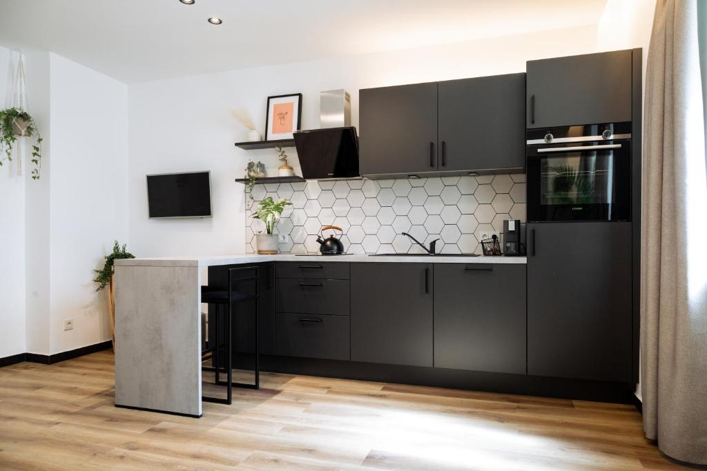 Urban Jungle Apartments - Resim 7