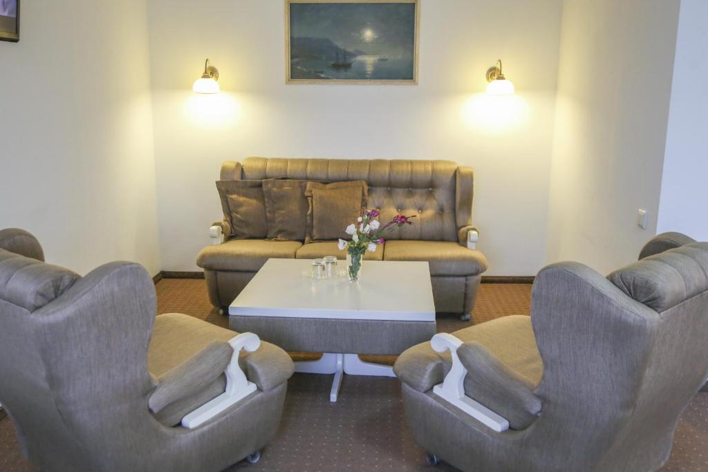 Dnepropetrovsk Hotel - Suite