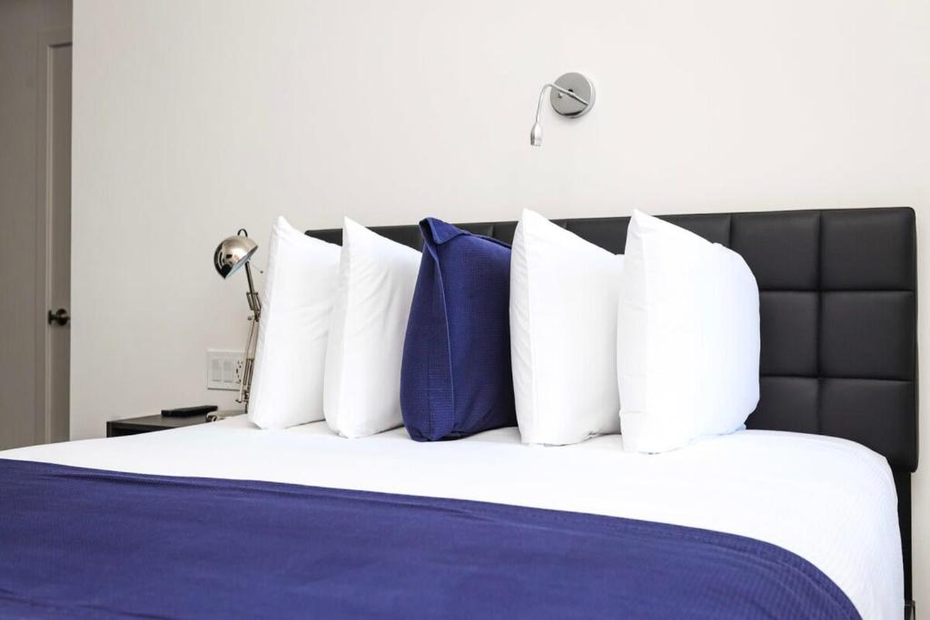 Stylish Studio in Fenway Neighborhood - Unit #306 photo