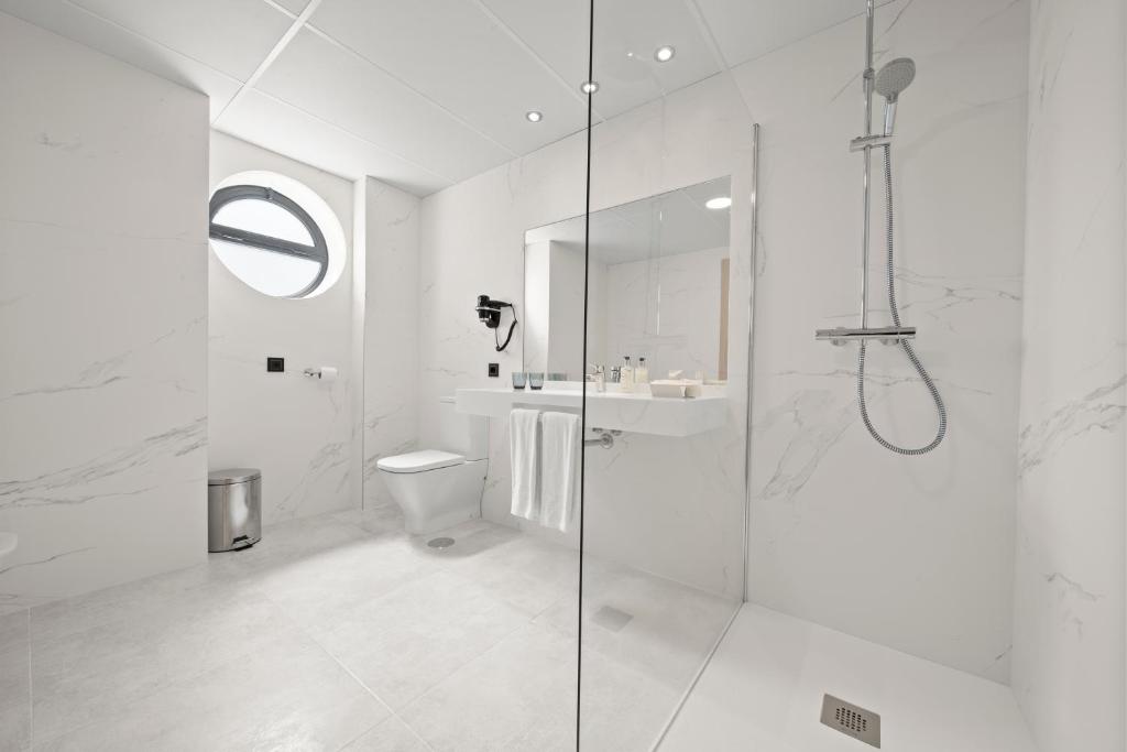 Hotel Zentral Gijón Rey Pelayo - 1