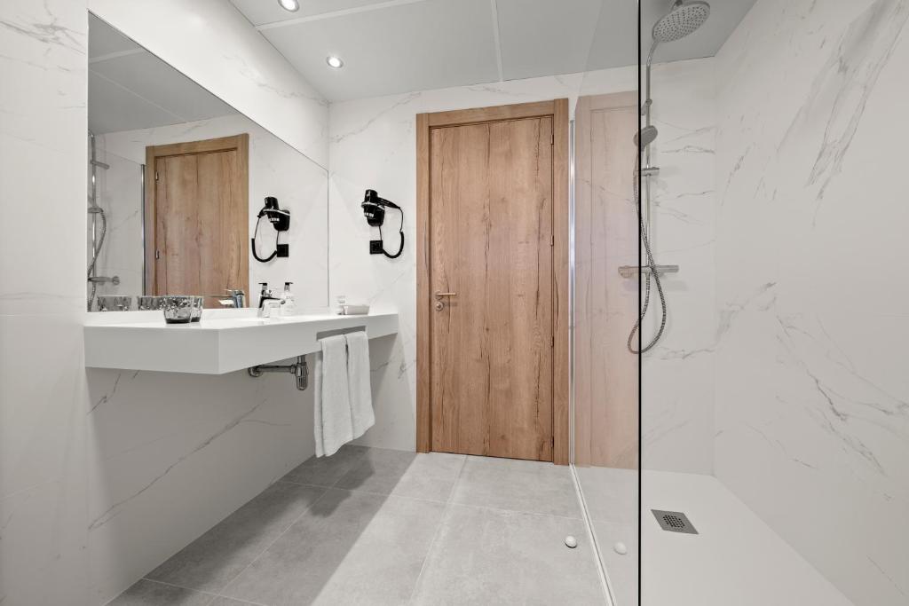 Hotel Zentral Gijón Rey Pelayo - 14