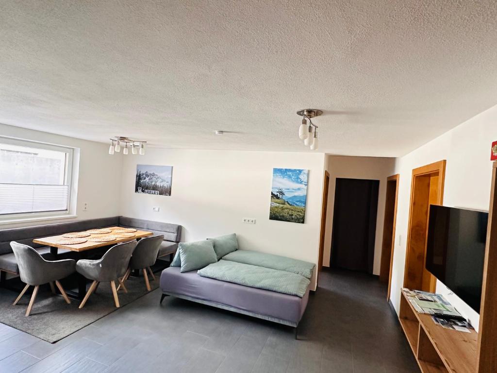 TV a/nebo společenská místnost v ubytování Apartment Span